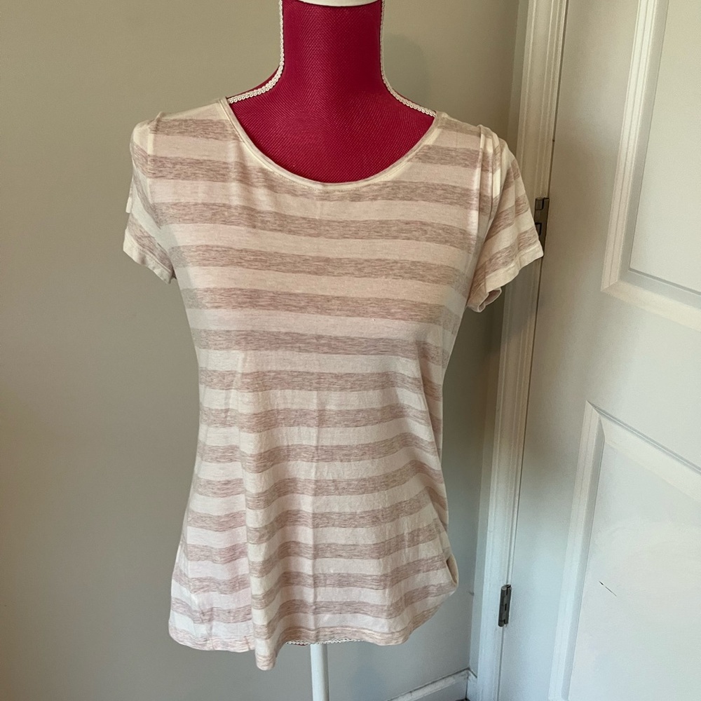 Women’s Ann Taylor T-shirt l